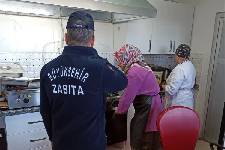 Trabzon’da okul kantinlerine denetim